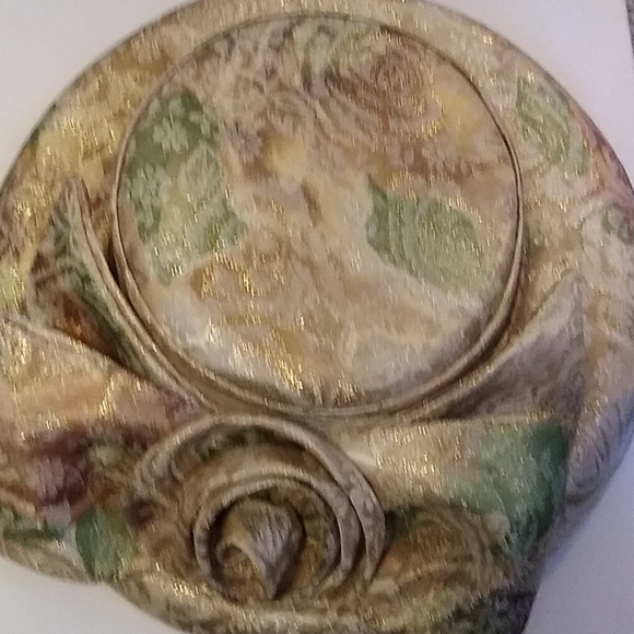 She's line New York - Picture 1 of 3